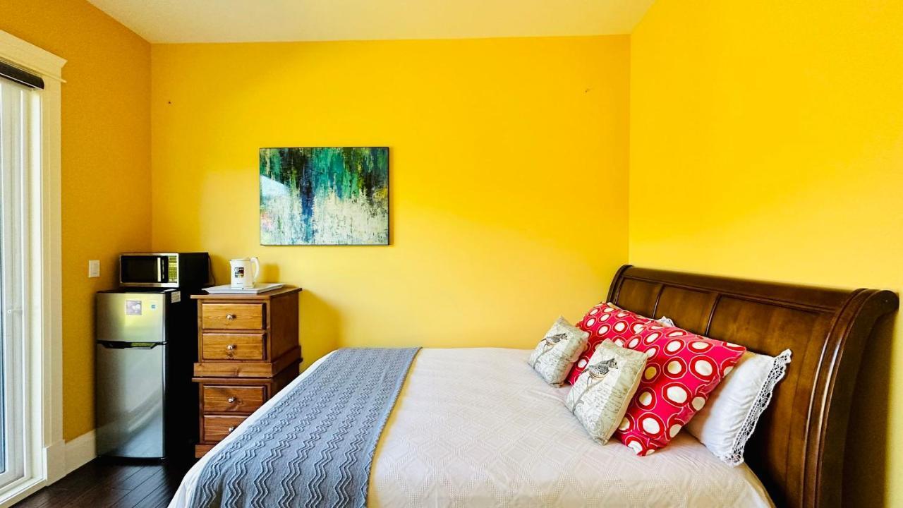 Quiet Room In Richmond Bagian luar foto