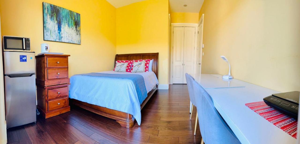 Quiet Room In Richmond Bagian luar foto